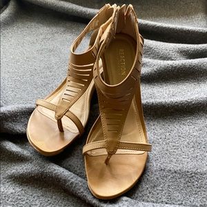 Kenneth Cole Reaction Tan color sandals
